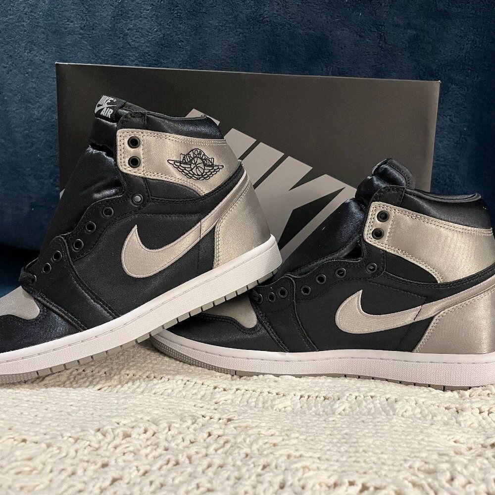 🔥Air Jordan 1 Black Satin Shadow Size 8.5 Men / 10 Women | Brand New with Box🔥